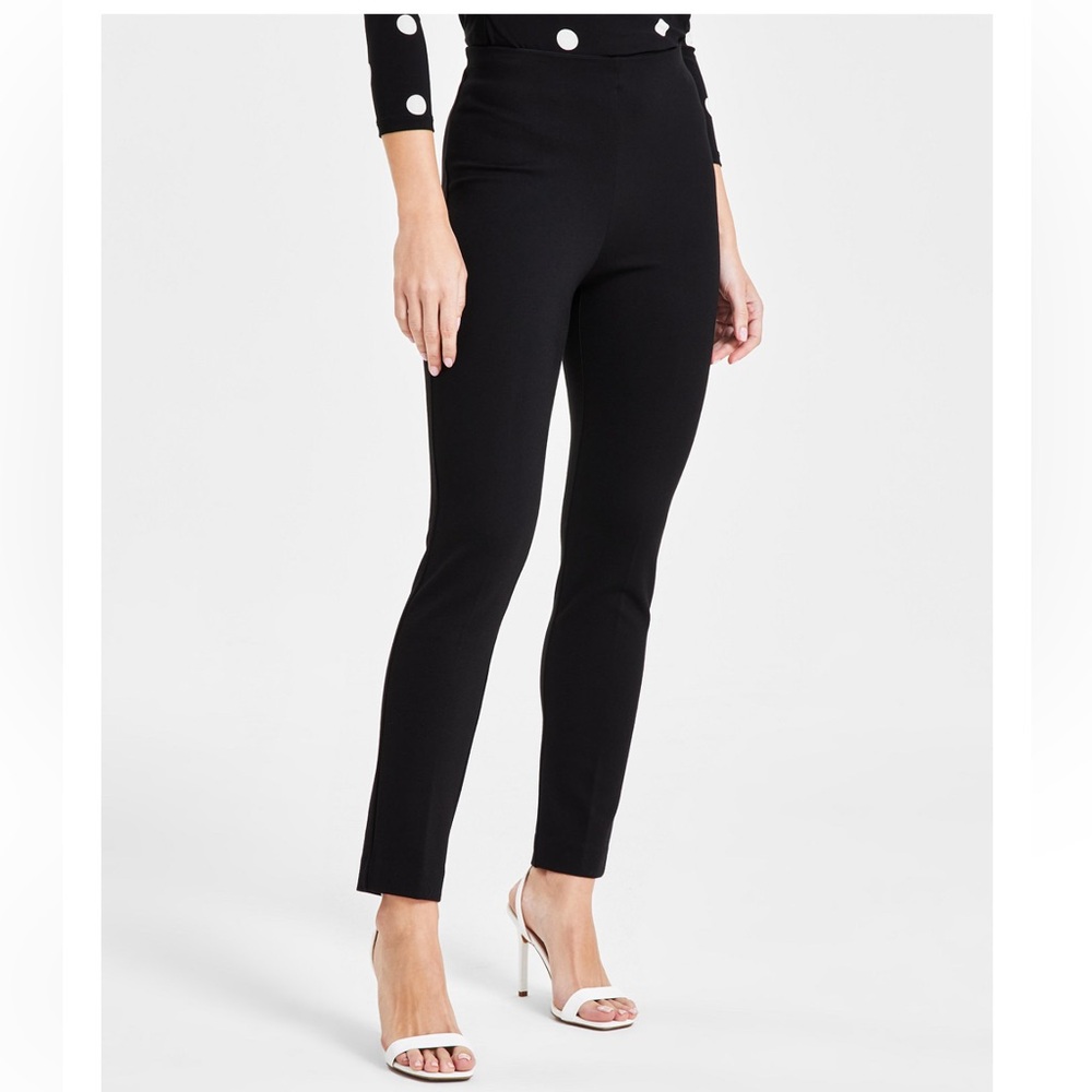 NWOT Anne Klein Pull On Black Knit Ankle Pants Size 12